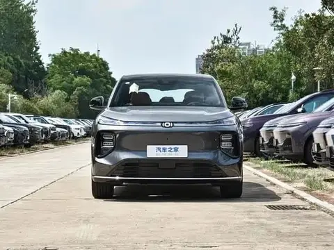 Qiyuan Q07 2025 1.5L 145 Prestige Edition, Передний привод